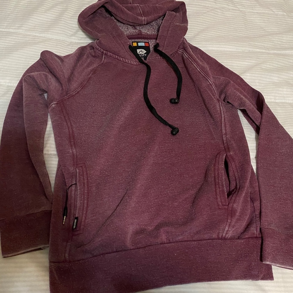 Rusty Hoodie With Earbuds  (Idk If They Hook Up)